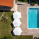 Villa Activity Gita With Pool And Grill In *