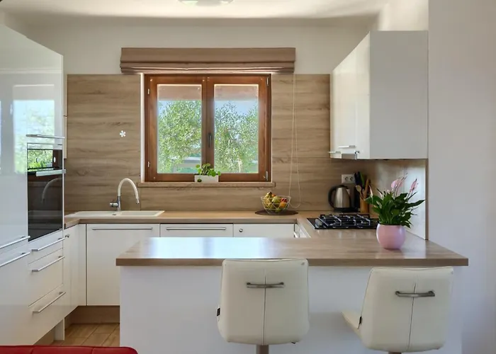 Villa Activity Gita With Pool And Grill In *