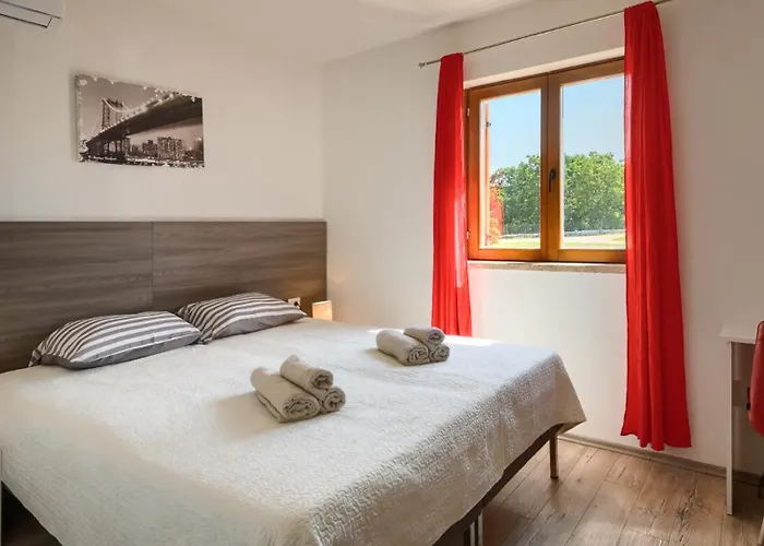 Activity Gita With Pool And Grill In Villa *