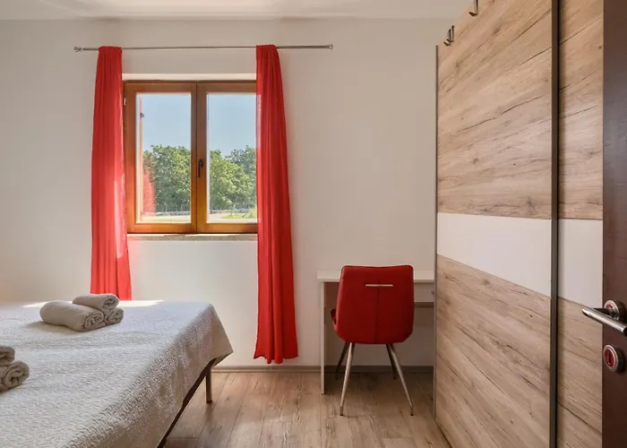 Villa Activity Gita With Pool And Grill In *