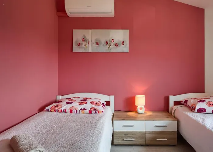 Villa Activity Gita With Pool And Grill In *