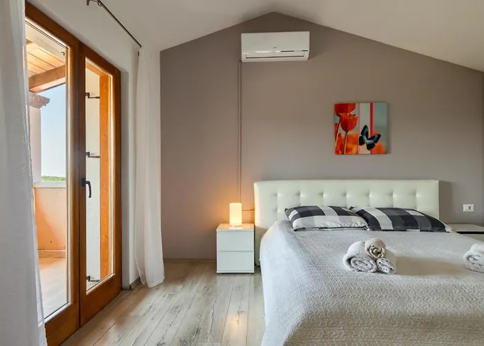 Activity Gita With Pool And Grill In * Tinjan